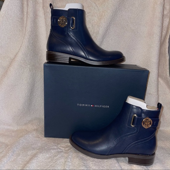 Women’s Tommy Hilfiger Booties- Size 6 - Picture 1 of 7